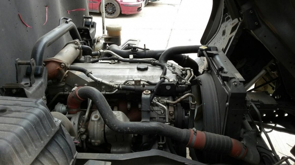 ขาย 6ล้อกระบะบรรทุก/รุ่นFRR/210แรงม้า/ยาว 5.6ม./ปี57/สภาพพร้อมใช้งาน ขาย 6ล้อกระบะบรรทุก/รุ่นFRR/210แรงม้า/ยาว 5.6ม./ปี57/สภาพพร้อมใช้งาน