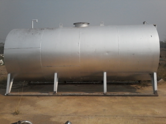 แท้งค์น้ำ  ขนาดความจุ 15,000 ลิตร สภาพตามรูป ราคา 50,000 บาท