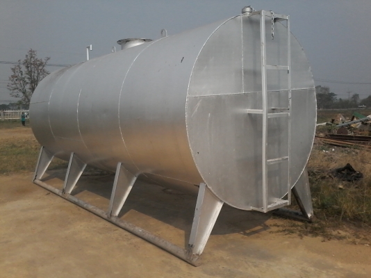 แท้งค์น้ำ  ขนาดความจุ 15,000 ลิตร สภาพตามรูป ราคา 50,000 บาท