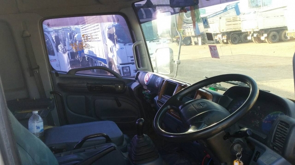 ขาย 10ล้อกระบะพื้นเรียบ/รุ่น FL1J/212 แรงม้า/ปี51 ขาย 10ล้อกระบะพื้นเรียบ/รุ่น FL1J/212 แรงม้า/ปี51