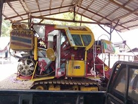 ขายรถเกี่ยวเกษตรพัฒนาปี54 ราคา590000 https://web.facebook.com/suphathat.wongthakhon