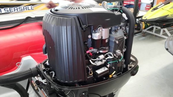 เรือยางใหม่ ท้องไฟเบอร์ ตกปี ปี 2015 + เทรเลอร์อลูมิเนียมอย่างดี