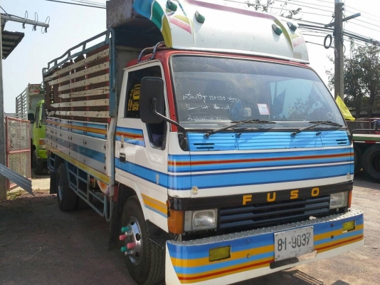 MITSUBISHI CANTER เครื่อง 120แรง 4HF(ฝาขาว) กระจกไฟฟ้า พวงมาลัยพาว์เวอร์ ช่วงล่างใหญ่ ยาว 4.4 ม. เครื่องดี ครัทซีสวย ยางเต็ม พื้นกระบะเหล็ก ขาย 270,000 บาท (ศุภากร 081-1903107,081-4252943)