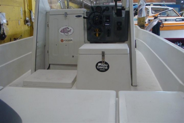 ขายเรือตกปลา yanmar 24ฟุต เครื่อง yamaha 115