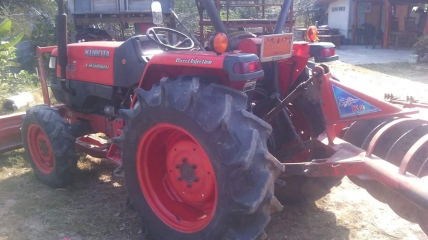 ขายรถไถ KUBOTA L4508 L3608 L4708 อุปกรณ์ครบ ดันหน้า ผานหลัง โรตารี่ มีหลายรุ่นหลายราคา เอกสารพร้อมโอน ราคาเริ่มต้นที่270,000 สนใจโทร 090-8588220คุณนะ 093-3258446คุณบิว หรือเข้าดูสินค้าอื่นๆได้ที่ www.truck.in.th/498 หรือเพจFacebook ณรงค์ ซื้อขายรถมือสอง (