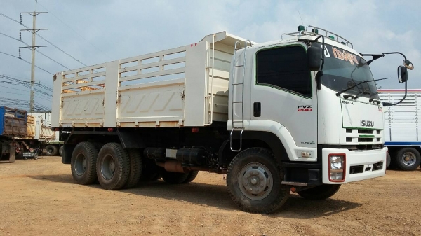 ขายสด-ผ่อน รถ10ล้อดั้มพ์ ISUZU FVZ 240 /ปี58 สภาพสวยพร้อมใช้งาน