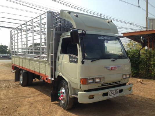ขาย HINO 6 ล้อ กระบะบรรทุก/รุ่นFC/120 แรงม้า/กระบะยาว 5.5 เมตร/ปี 46