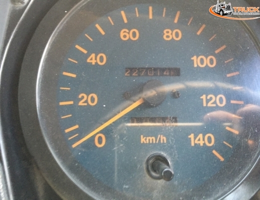 ขาย HINO 6 ล้อ กระบะบรรทุก/รุ่นFC/120 แรงม้า/กระบะยาว 5.5 เมตร/ปี 46