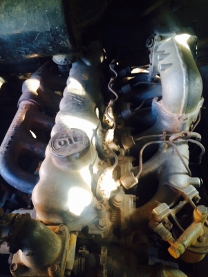 ขายรถสิบล้อเทนเลอร์หัวยาว เครื่อง EH700 เพลาเดียว มีหางปลาขึ้นรถเกี่ยวข้าวได้เลย เจ้าของขายเอง ราคาต่อรองได้ 0929264063