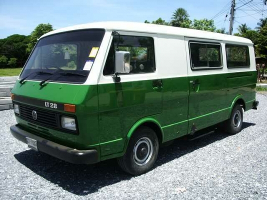 รถตู้ Volkswagen LT28