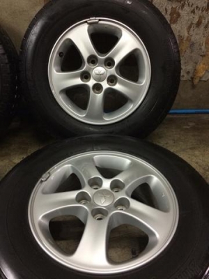 แม็ก Mitsubishi Triton ยาง 215-70-15 แม็ก Mitsubishi Triton ยาง 215-70-15