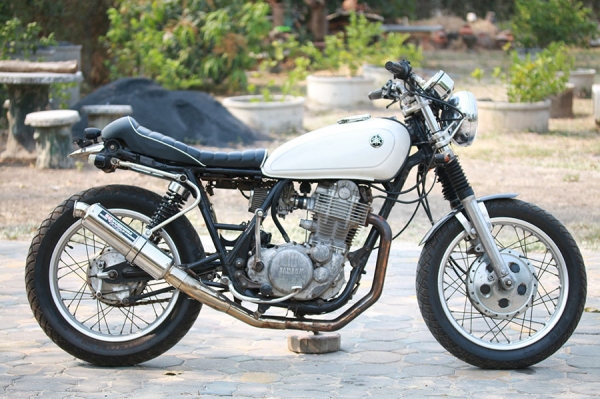 Yamaha Sr400 ปี94
