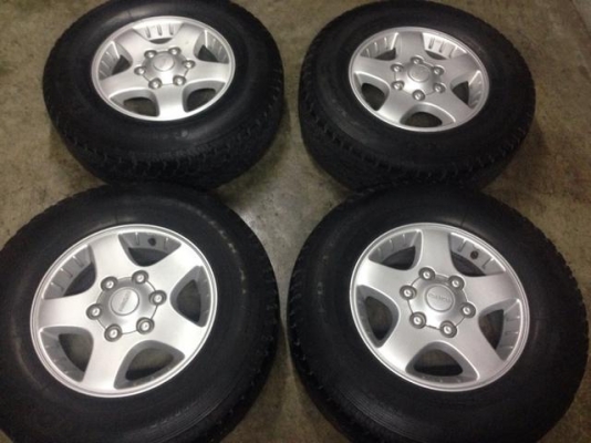 แม็กขอบ15 IZUSU พร้อมยาง 225-75-15