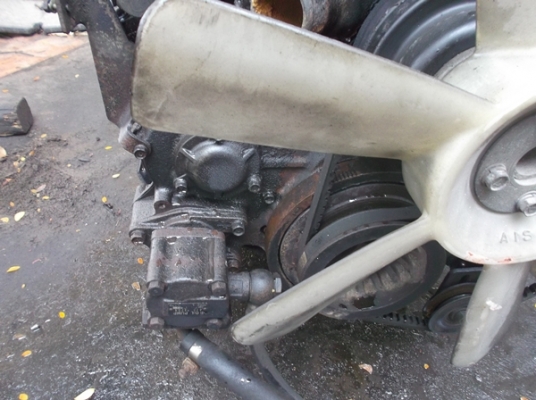 ขายเครื่อง 6BD + เกียร์ มีปั๊มลม เครื่องนอก มีใบคุม