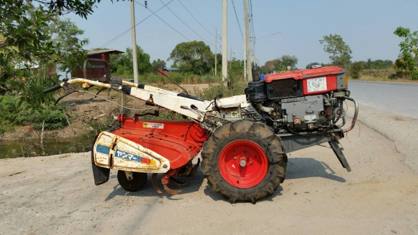 ขายด่วนรถไถพวนดิน ยันม่า รถสถาพดีอุปกรณ์พร้อมใช้แรงดีติดง่ายเป็นรถนอกเพิ่งเข้ามาใหม่ ขายด่วนรถไถพวนดิน ยันม่า รถสถาพดีอุปกรณ์พร้อมใช้แรงดีติดง่ายเป็นรถนอกเพิ่งเข้ามาใหม่