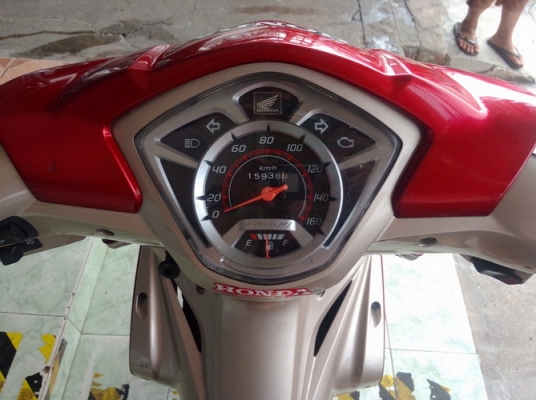 HONDA WAVE 110i-AT สีไอรอนแมน รถปี53 เอกสารครบพร้อมโอน