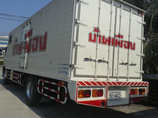 ขายรถ6ล้อตู้แห้ง4บาน HINO FG8JPLA ปี2013 เครื่อง212แรงม้า ตู้ยาว7.30เมตร