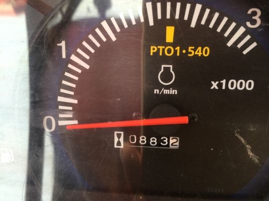 ขายด่วน รถไถคูโบต้า L4708 ทำงาน 885 ชั่วโมง ราคา 398,000 บาท รถสวย มีเล่มพร้อมโอน สนใจโทร 081-9136451 คุณโบว์ ขายด่วน รถไถคูโบต้า L4708 ทำงาน 885 ชั่วโมง ราคา 398,000 บาท รถสวย มีเล่มพร้อมโอน สนใจโทร 081-9136451 คุณโบว์