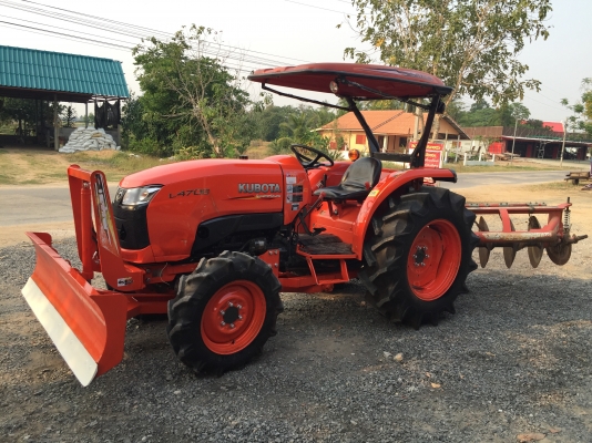 ขายด่วน รถไถคูโบต้า L4708 ทำงาน 885 ชั่วโมง ราคา 398,000 บาท รถสวย มีเล่มพร้อมโอน สนใจโทร 081-9136451 คุณโบว์