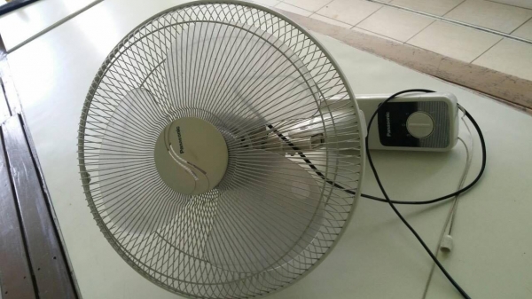 พัดลมวงจรติดผนัง Panasonic 16 นิ้ว รุ่น f-bu16b จำนวน 20 ตัวครับ ตัวละ 850.- บาท เหมาราคาพิเศษครับ พัดลมวงจรติดผนัง Panasonic 16 นิ้ว รุ่น f-bu16b จำนวน 20 ตัวครับ ตัวละ 850.- บาท เหมาราคาพิเศษครับ