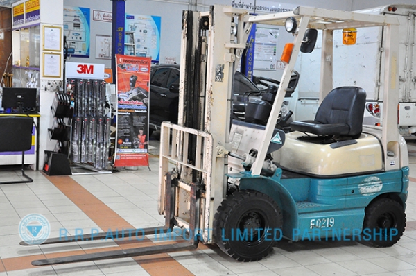 ขายรถโฟล์คลิฟท์มือสอง TOYOTA รุ่น 6FD15-11559 ราคา 265,000 บาท นำเข้าจากประเทศญี่ปุ่น 100\% ไม่เคยใช้งานในประเทศไทย