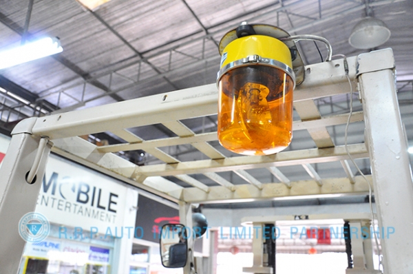 ขายรถโฟล์คลิฟท์มือสอง TOYOTA รุ่น 6FD15-11559 ราคา 265,000 บาท นำเข้าจากประเทศญี่ปุ่น 100\% ไม่เคยใช้งานในประเทศไทย