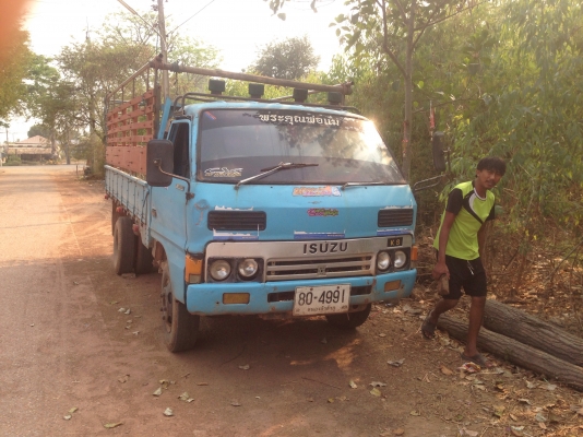 ขายKs77เครื่อง4bb1 เครื่องฝิดๆคัสซีงามๆยางทิ้ง3เส้นทะเบียนขาด57ห้องเก๋งติดโทรม