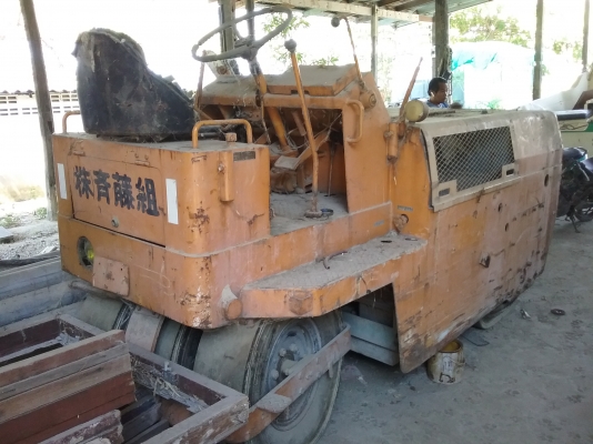 ยากขาย 115,000รถบด SAKAI  TS-30 สภาพเก่ารถสวยพร้อมใช้ 090-772-3710 090-772-3708