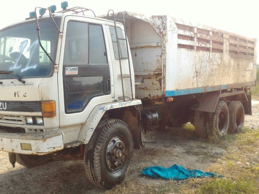 สิบล้อ อีซูชุ ร็อค195 ดั้ม 2เพาใหญ่ สโลส ช่วงล่างแคชชีใหญ่ สภาพดีพร้อมใช้ ทะเบียนพร้อมโอน