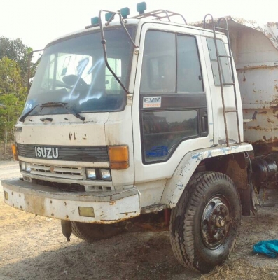 สิบล้อ อีซูชุ ร็อค195 ดั้ม 2เพาใหญ่ สโลส ช่วงล่างแคชชีใหญ่ สภาพดีพร้อมใช้ ทะเบียนพร้อมโอน