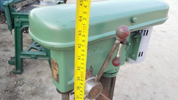 *** Sold *** เจาะ KIRA Made in JAPAN เบอร์กลาง 16 mm. มอเตอร์ Mitsu Japan 2 สายไฟบ้าน คอแน่นสวยๆพร้อมใช้.