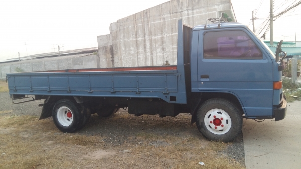 ขาย285000บาท รถอีซูซุ6ล้อNPRเครื่อง110แรงพวงมาลัยเพาเวอร์