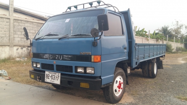 ขาย285000บาท รถอีซูซุ6ล้อNPRเครื่อง110แรงพวงมาลัยเพาเวอร์ ขาย285000บาท รถอีซูซุ6ล้อNPRเครื่อง110แรงพวงมาลัยเพาเวอร์