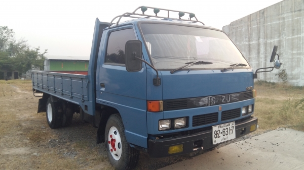 ขาย285000บาท รถอีซูซุ6ล้อNPRเครื่อง110แรงพวงมาลัยเพาเวอร์ ขาย285000บาท รถอีซูซุ6ล้อNPRเครื่อง110แรงพวงมาลัยเพาเวอร์