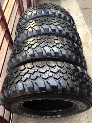 ยาง Mud Maxxis 245 75 16 สิ้นปี13 พร้อมใช้งาน ราคาไม่แพง