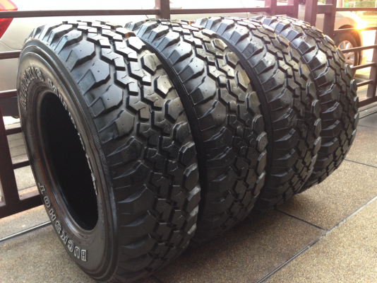 ยาง Mud Maxxis 245 75 16 สิ้นปี13 พร้อมใช้งาน ราคาไม่แพง