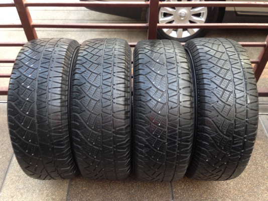 ยาง Michelin Latitude 265 65 17 ดอกเยอะ พร้อมใช้งาน ราคาไม่แพง