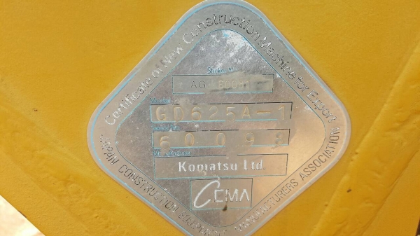 ขาย รถเกรด KOMATSU GD625A-1 เอกสารเล่มทะเบียนครบ รถพร้อมใช้ เครื่องดี ปั้มดี ยางเต็ม