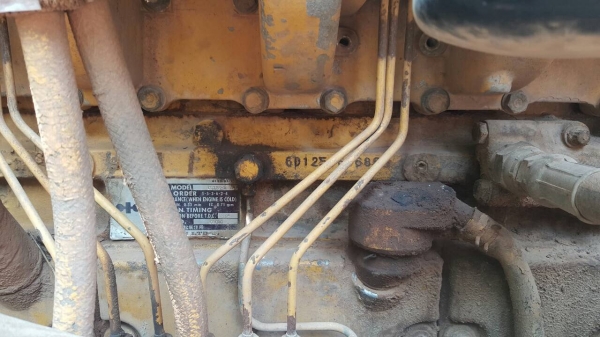 ขาย รถเกรด KOMATSU GD625A-1 เอกสารเล่มทะเบียนครบ รถพร้อมใช้ เครื่องดี ปั้มดี ยางเต็ม