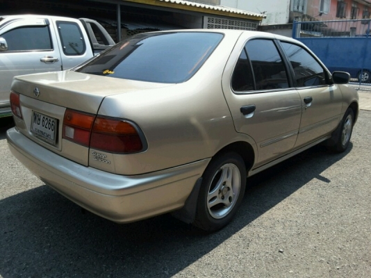 ขาย Nissan Sunny พระอาทิตย์ ไฟแยก 1.6LPG ปี 97.