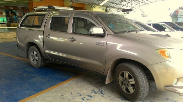 วีโก้บ้าน ๆ 3.0G Mt.