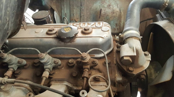 ขาย 6 ล้อ ISUZU KS คัสซีสวยตลอดเส้น เครื่อง 4BD1 115 แรงม้า ฝาขาว ทะเบียนพร้อมโอนครับ