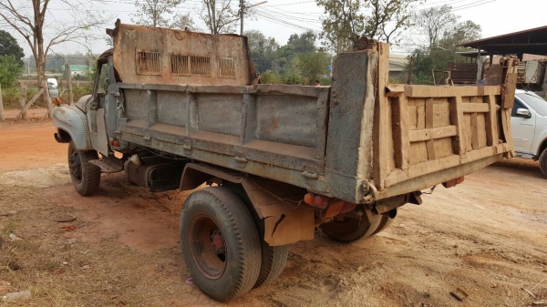 ขาย 6 ล้อดั้ม หัวยาว เครื่อง EH100 150 แรงม้า เฟืองท้ายใหญ่ FUSO ทะเบียนพร้อมโอน