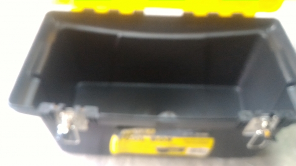 ชุดกล่องใส่เครื่องมือเอนกประสงค์ ยี่ห้อ VOREX  ขนาด 49 * 27 * 24.5 ซม. มีสามชั้น  ชั้นด้านบนเป็นช่องใส่ของเล็กๆต่างๆ สามด้าน  ชั้นที่สองรองการเก็บอะไหล่ต่างๆ ชั้นที่สามในสุดเก็บเครื่องมือต่างๆ