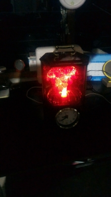 นาฬิกาเป็นตู้หกเหลี่ยมพร้อมชุดดอกไม้เปลี่ยนสีต่างๆ เอามาประดับบ้านดูอย่างไรก็ไม่เบื่อ อย่างสวยหมุนได้จากญี่ปุ่น