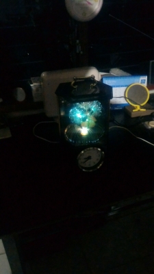 นาฬิกาเป็นตู้หกเหลี่ยมพร้อมชุดดอกไม้เปลี่ยนสีต่างๆ เอามาประดับบ้านดูอย่างไรก็ไม่เบื่อ อย่างสวยหมุนได้จากญี่ปุ่น