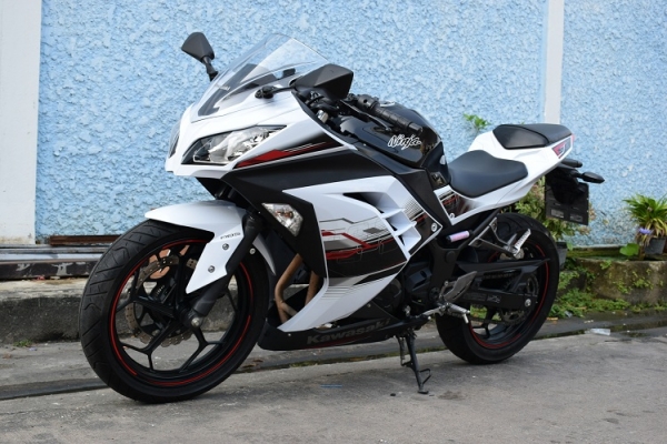 Ninja300 2014 Abs รถบ้านแท้มือเดียว วิ่งน้อย เล่มชุดโอนครบ