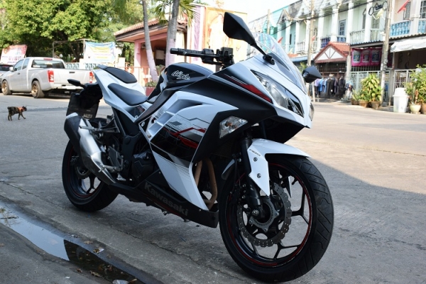 Ninja300 2014 Abs รถบ้านแท้มือเดียว วิ่งน้อย เล่มชุดโอนครบ Ninja300 2014 Abs รถบ้านแท้มือเดียว วิ่งน้อย เล่มชุดโอนครบ