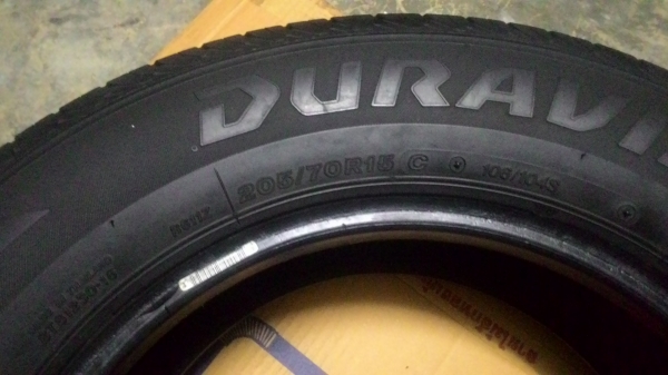 ยาง 205/70/15 ปี12 บริสโตน Duravis R611= 4เส้น