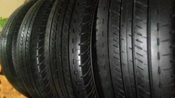 ยาง 205/70/15 ปี12 บริสโตน Duravis R611= 4เส้น